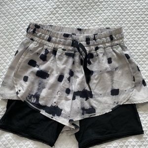 Lululemon shorts with liner